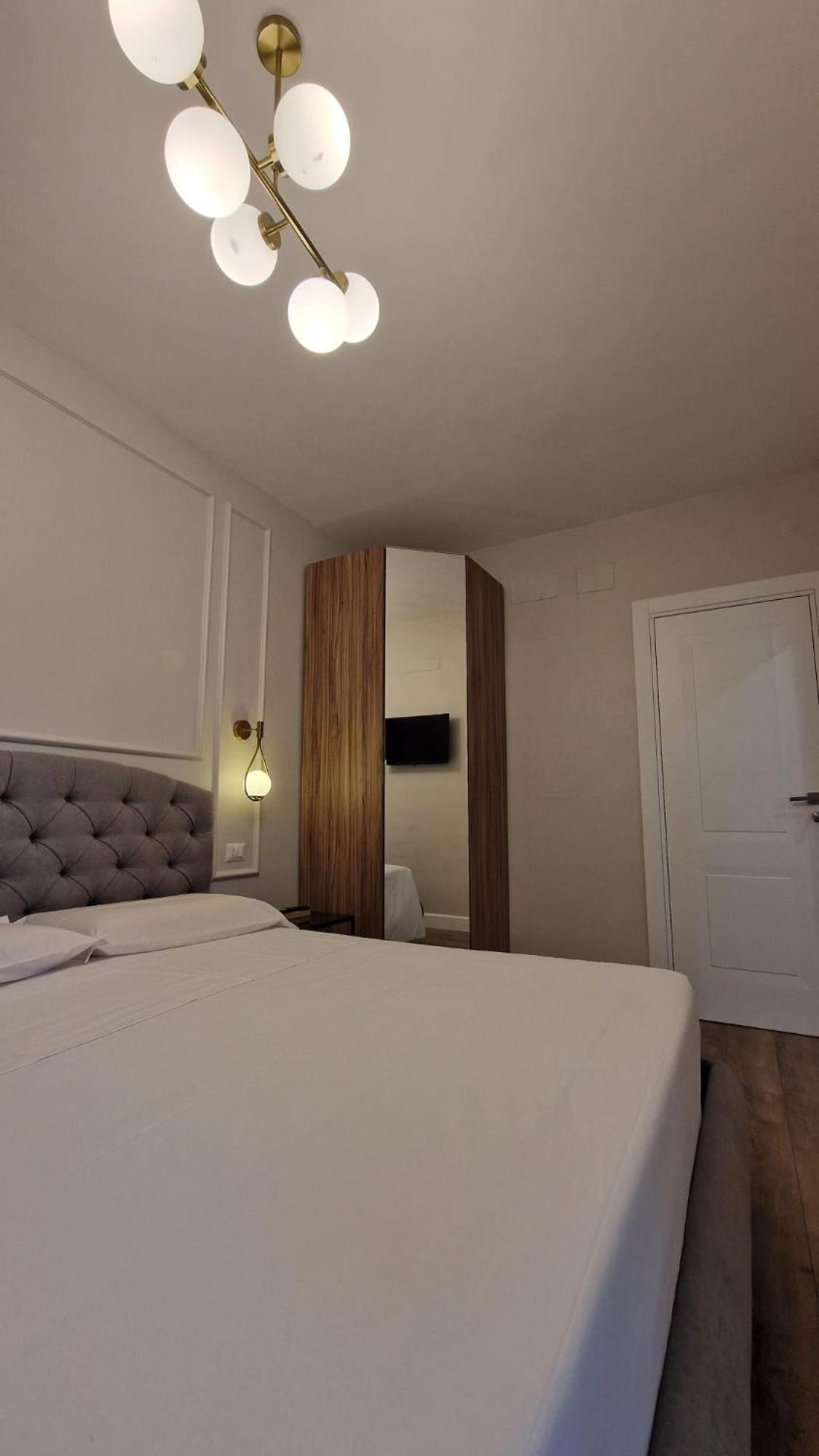 Miracol Bed & Breakfast โรม ภายนอก รูปภาพ