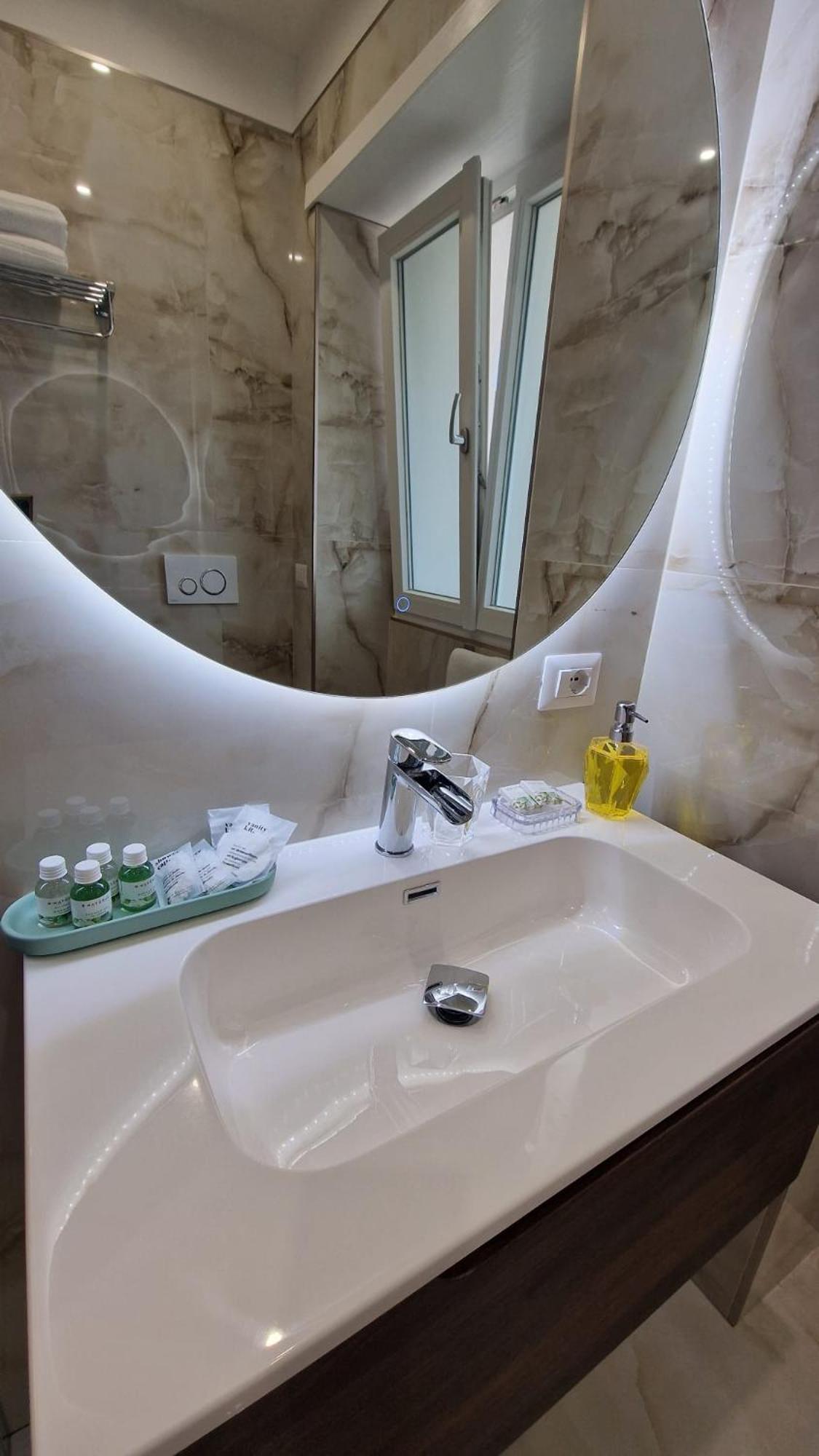 Miracol Bed & Breakfast โรม ภายนอก รูปภาพ